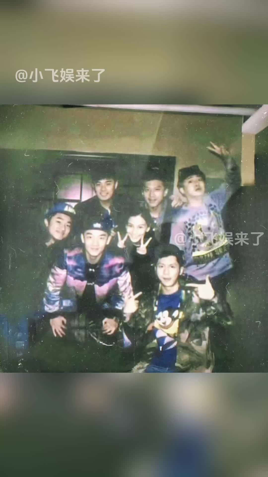 配图