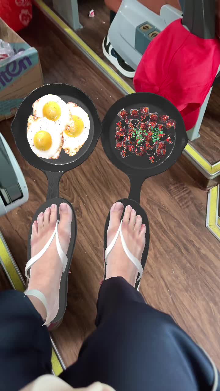 配图