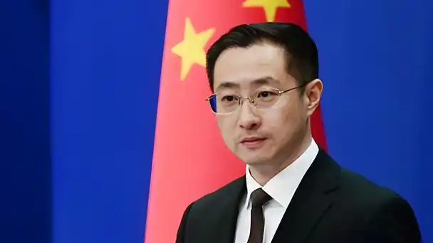 配图