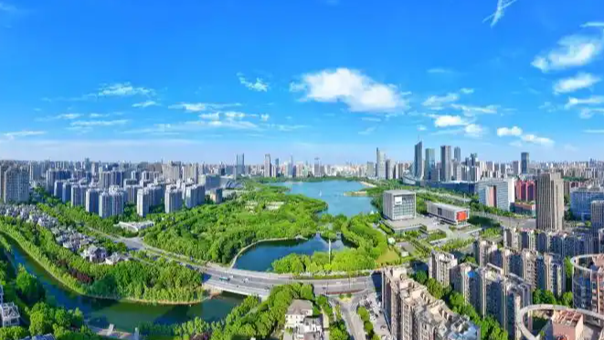 配图