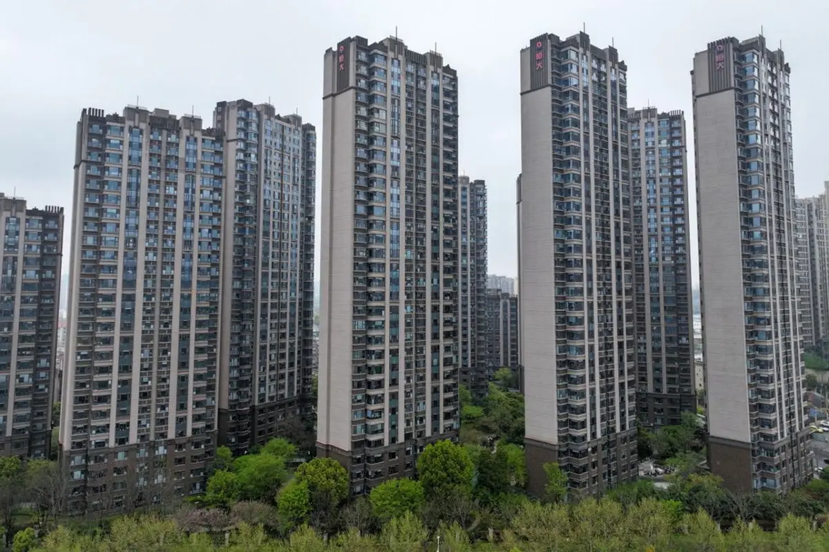 配图
